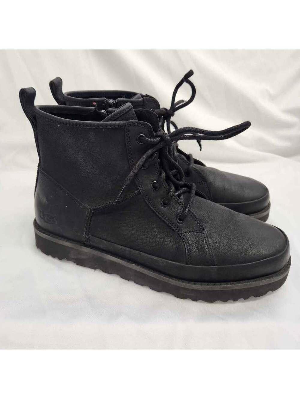 Deconstructed Lace Boots-UGG Black Leather Women Size 9, Mint